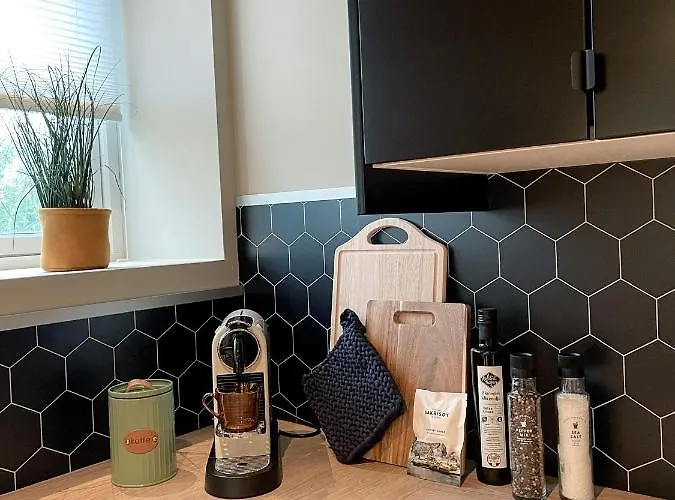 Unik Liten I Stamsund, Midt I Lofoten * Rishaugen