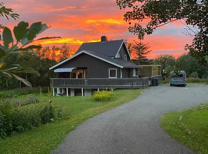 Unik Liten I Stamsund, Midt I Lofoten Rishaugen